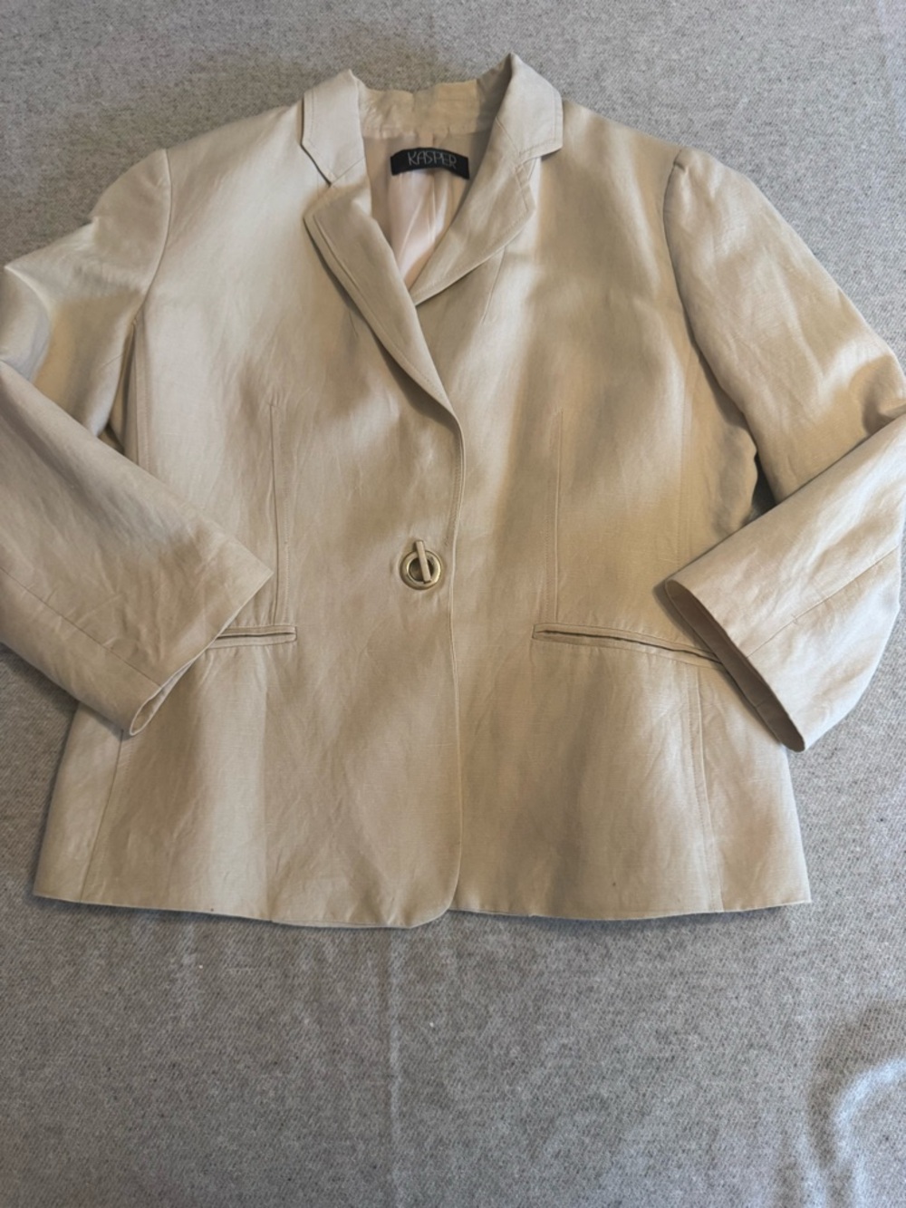 Kasper Women's Light Beige Leather Single-Button Blazer